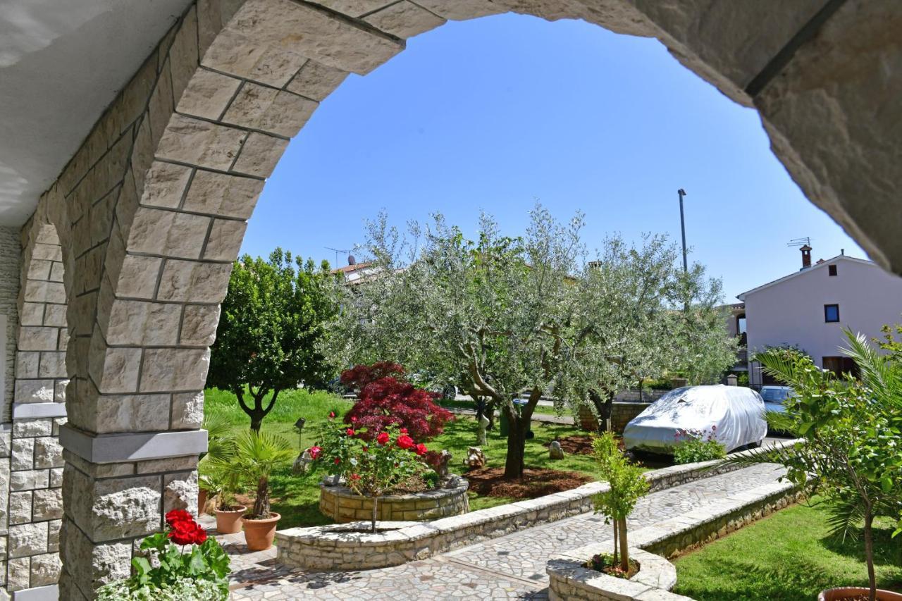 Apartment Mip Poreč Exterior foto